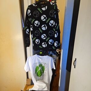 XBOX Sweatshirt and T-shirt - Size kids 14-15 years (XL)